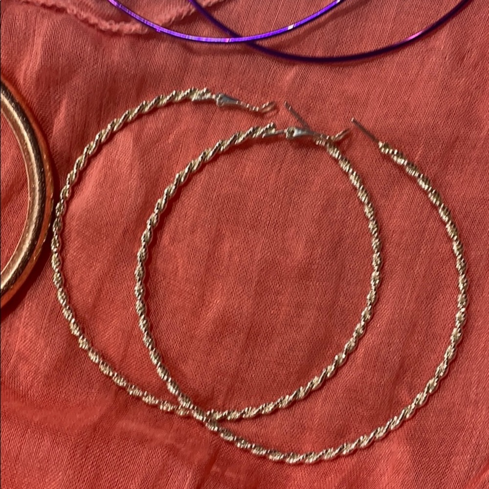 Hoop earring bundle 😎⭐️ - Picture 5 of 5